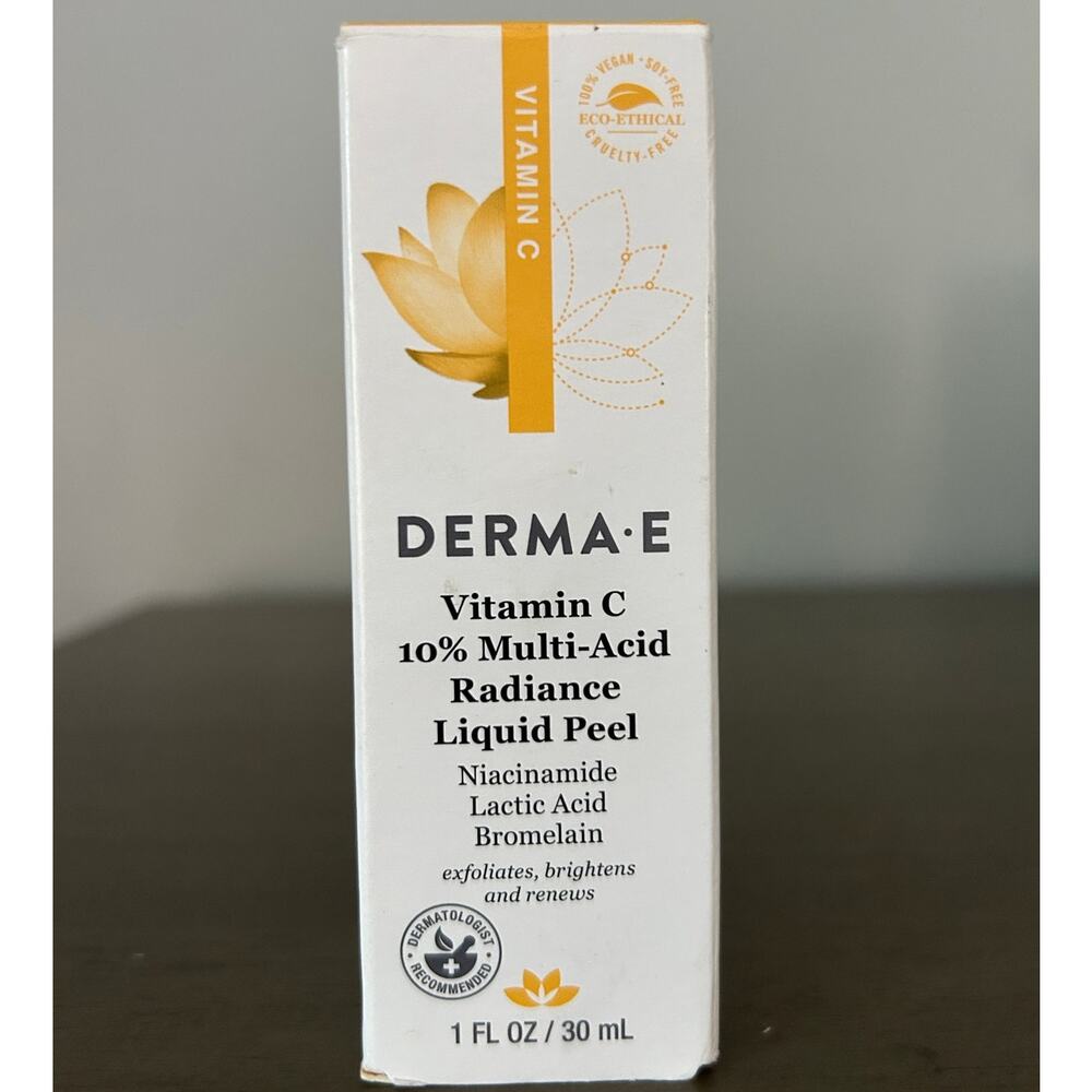 DERMA E Radiance Vitamin C Exfoliating Treatment • 1oz • NEW Sealed